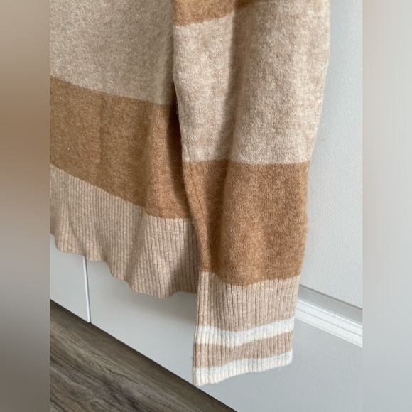 Striped Turtleneck Sweater - J Crew - Size S - Picture 4 of 6